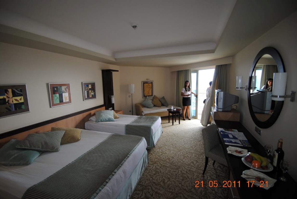 imagini hotel ROYAL WINGS LARA